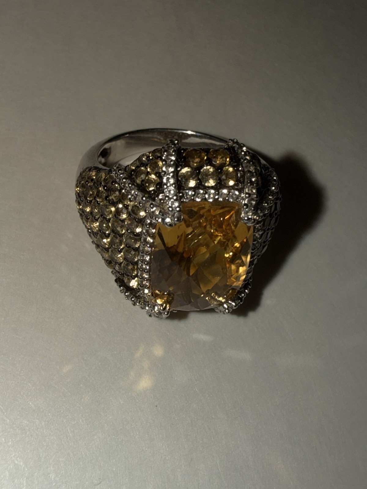 Fabulous 925 Silver Ring Size 7 Ring Beautiful faceted Citrine Stone w/ CZ 7.5g