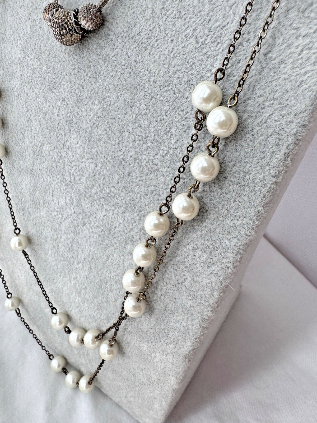 Y2K 2000s 1990s VTG Leather & Pearls Gothic *3 Necklaces STACK* 1980s long Korea
