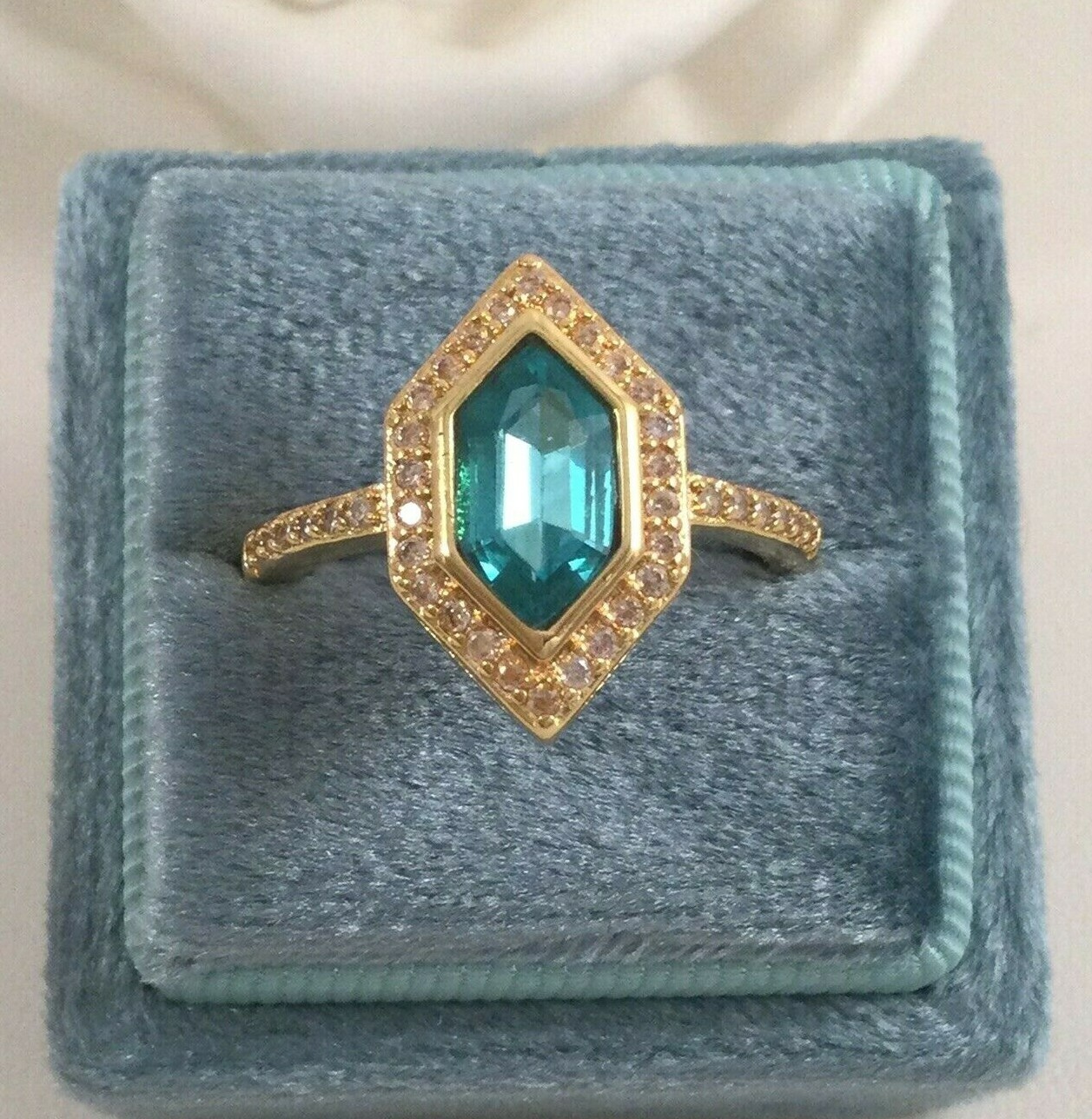Vintage Jewellery Gold Ring Blue Topaz White Sapphires Antique Deco Jewelry sz 7