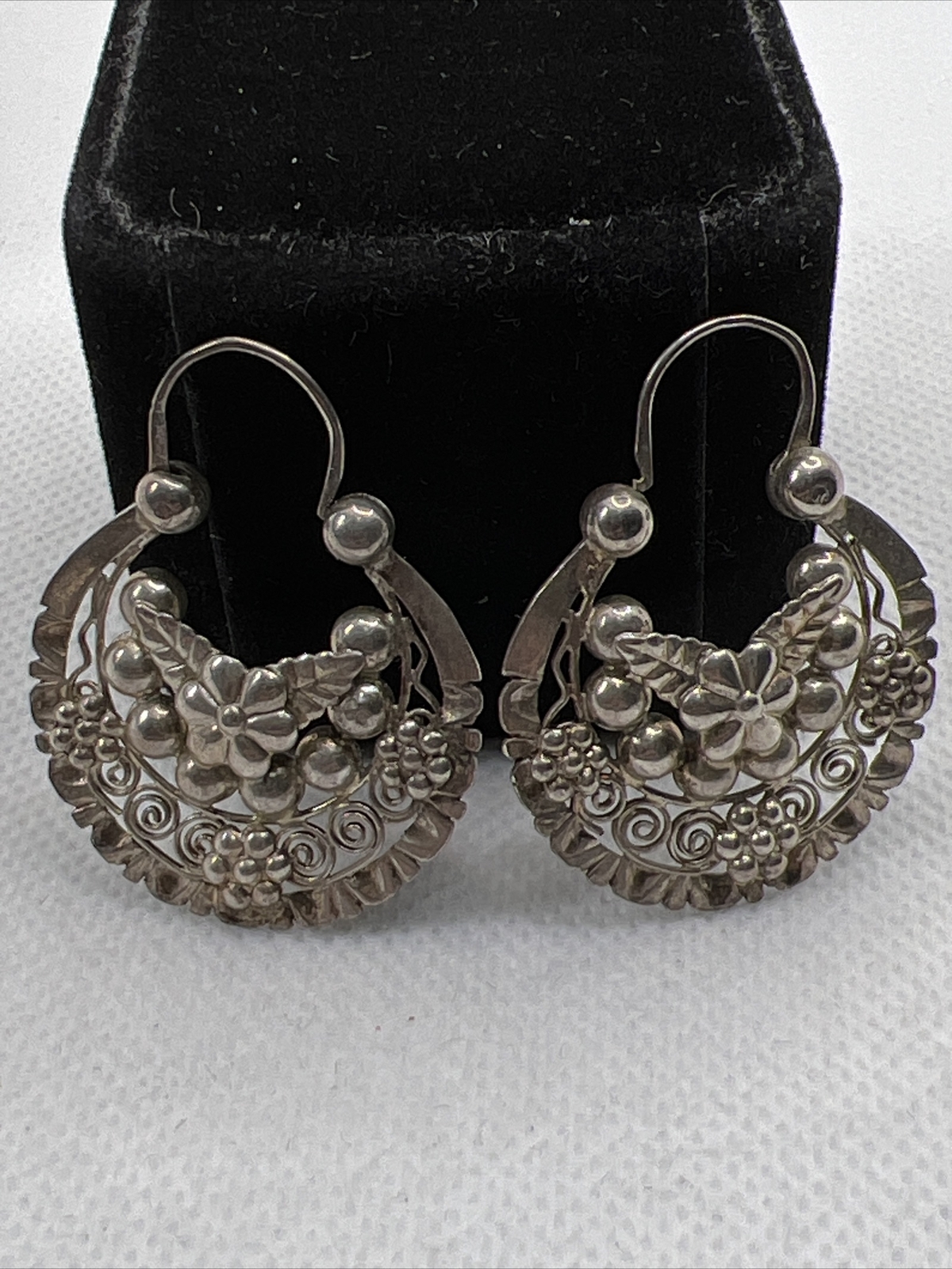 VINTAGE HANDMADE 925 Sterling Silver Filigree HOOP Earrings(39mm x 30.9mm) 6.7gr