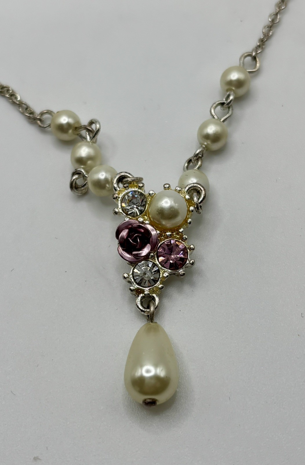 SAO AVON Necklace Faux Pearl and rose Rhinestones 16” with 3” ext.