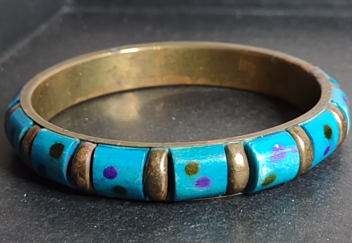 Vintage 7.5 Inch Blue And Purple Spotted Bangle Bracelet