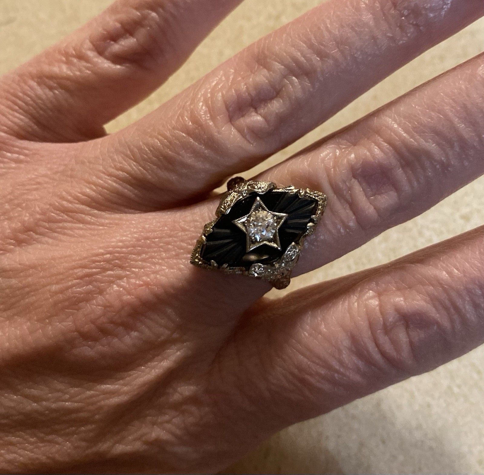 Vintage 14 kt White Gold Onyx Diamond Ring STUNNING!