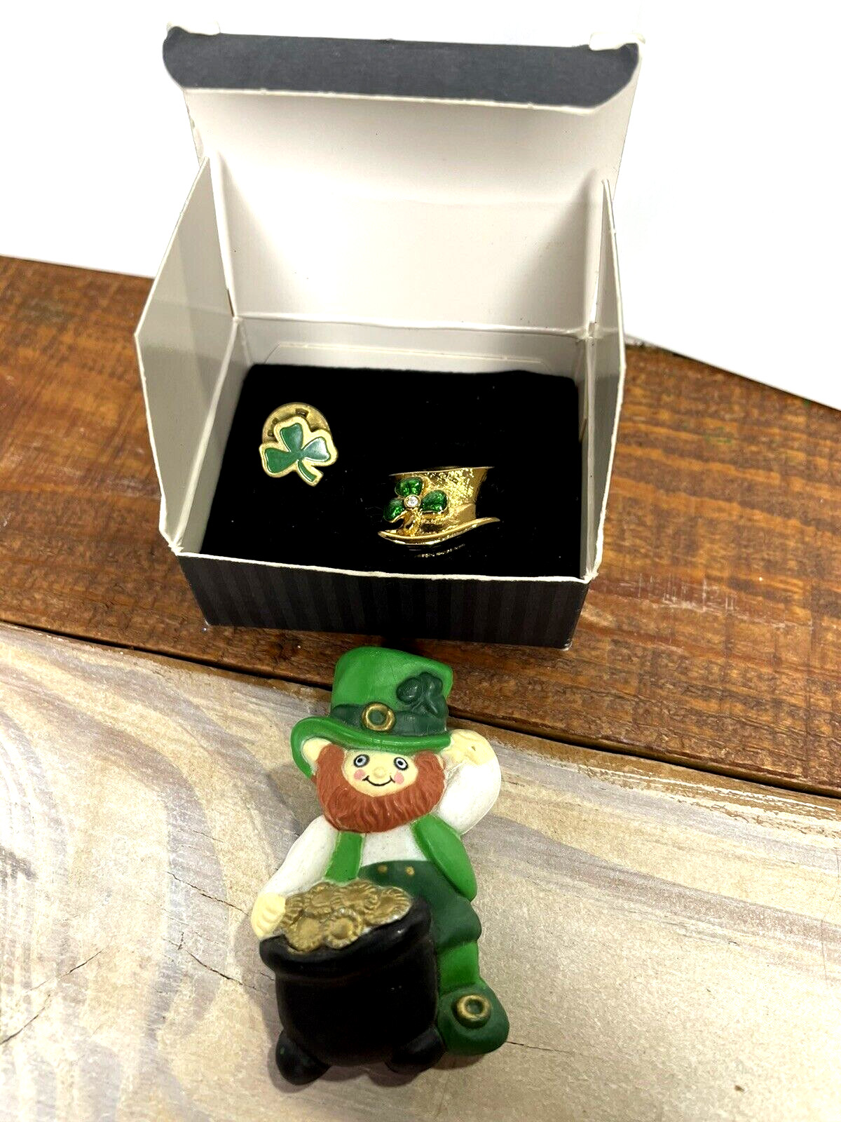 Lot of 3 Vintage Avon 1992 Hats off to Luck Leprechaun Hat Shamrock Tack Pin ☘️