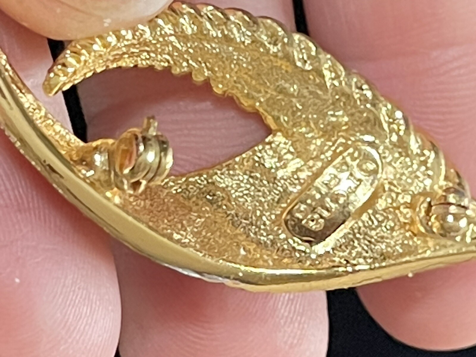 ORENA PARIS GOLD TONE BROOCH ESTATE PURCHASE