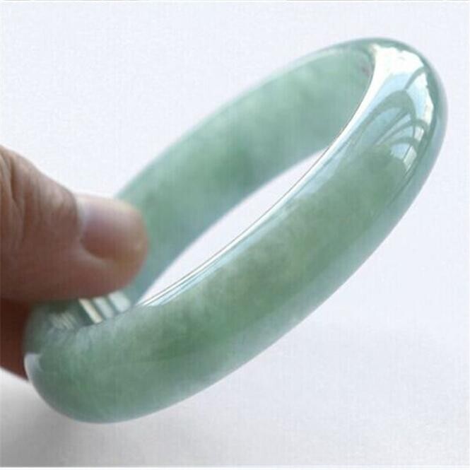 Natural emerald jade velvet snowflake bracelet. auction