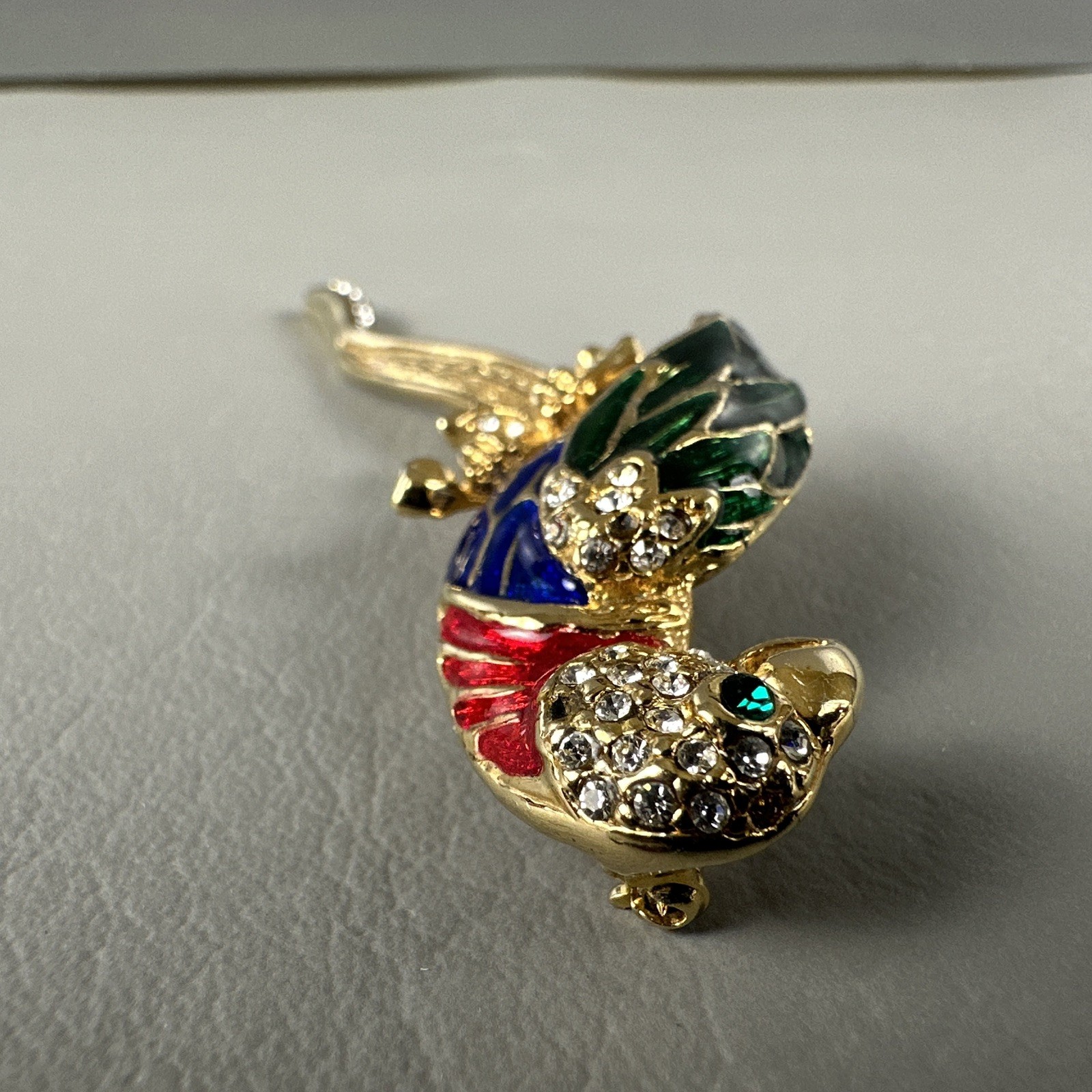 Vintage Parrot Bird Brooch Rhinestone Enamel Gold Tone Tropical Figural Pin