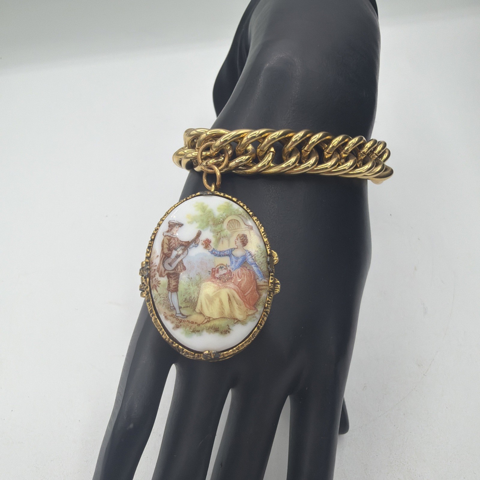 Vintage Mary Chess Gold‑Tone Locket Bracelet Collectable Perfume Jewelry