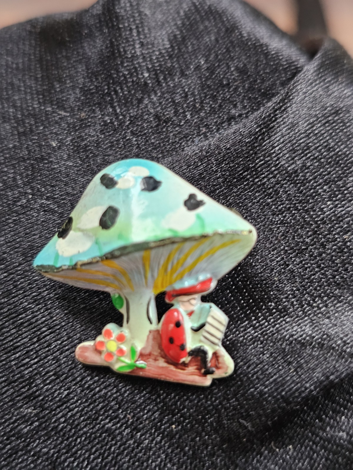 Vtg Painted Mushroom Brooch 3D Pin Man playing Accordion Signed Korea Whimsical