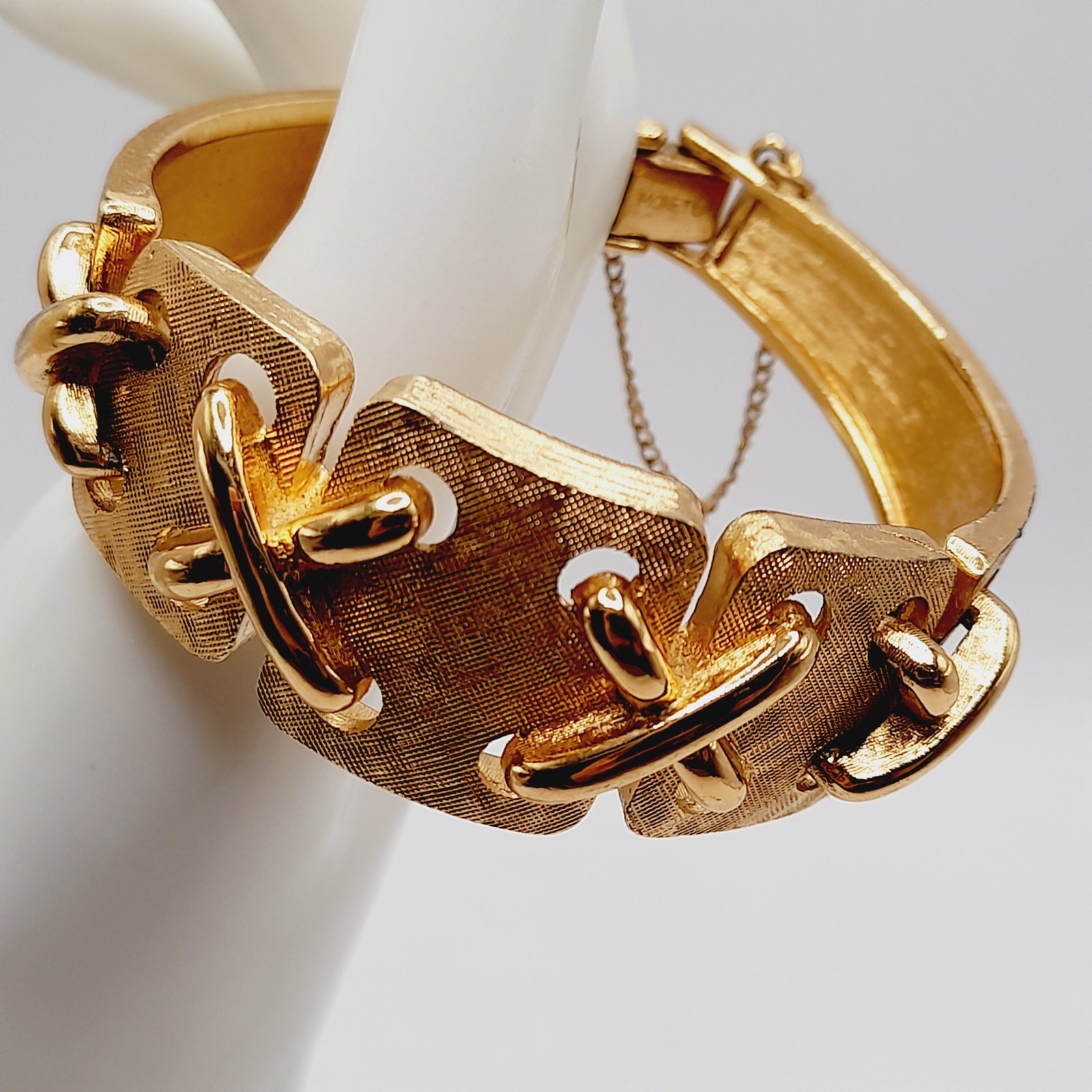 Vintage Monet Gold Tone Panel Bracelet Fold Over Clasp Safety Chain