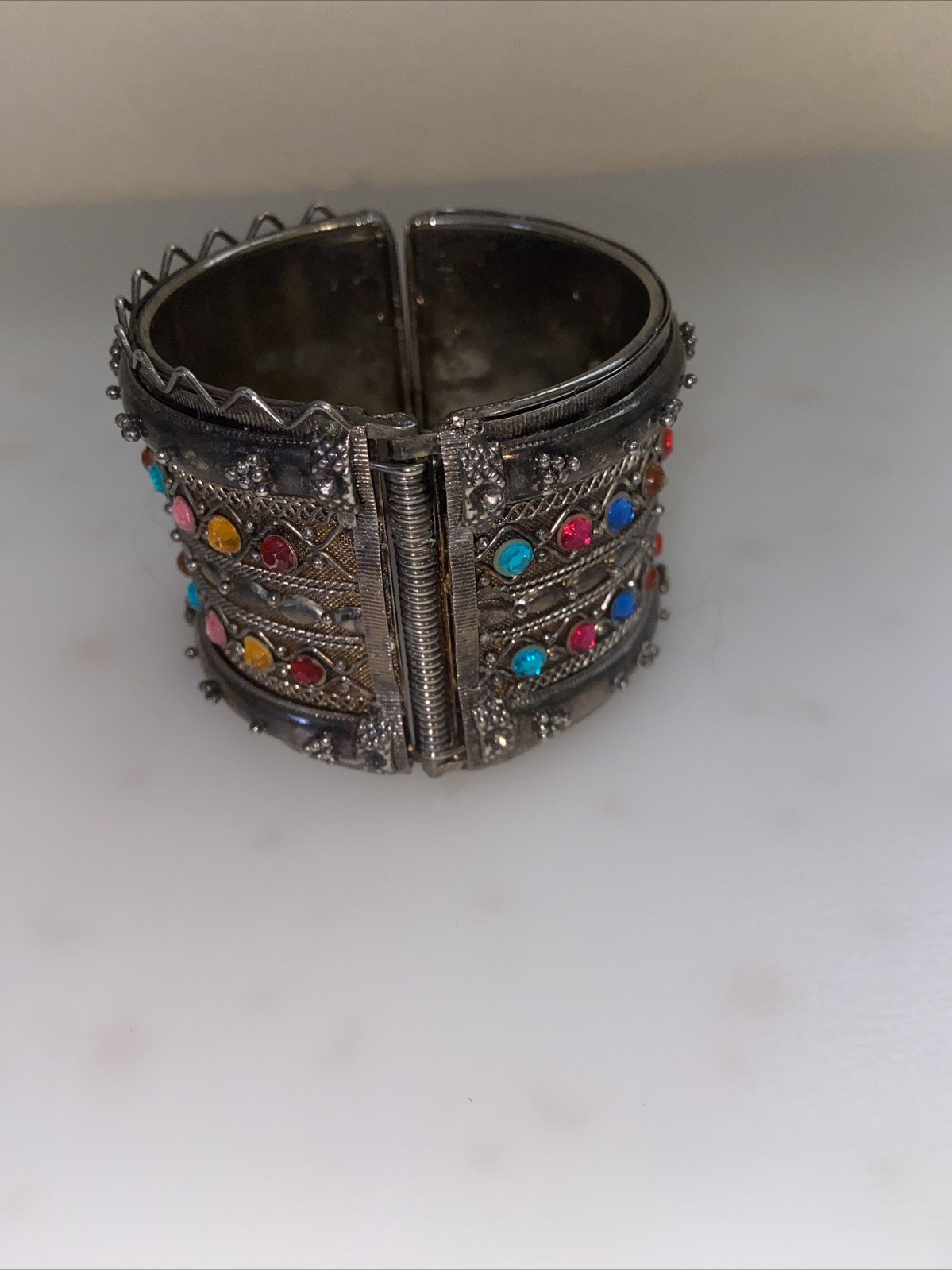 Moroccan 2” Wide Ornate Silver Tone Faux Stones Hinged Belly Dance BRACELET