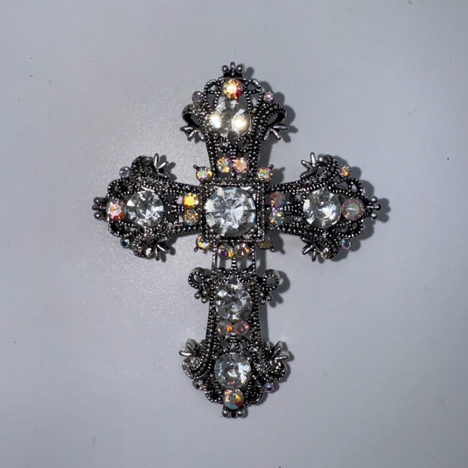 VTG Filigree Cross Brooch Pin Aurora Borealis Rhinestone Silver Tone Religious