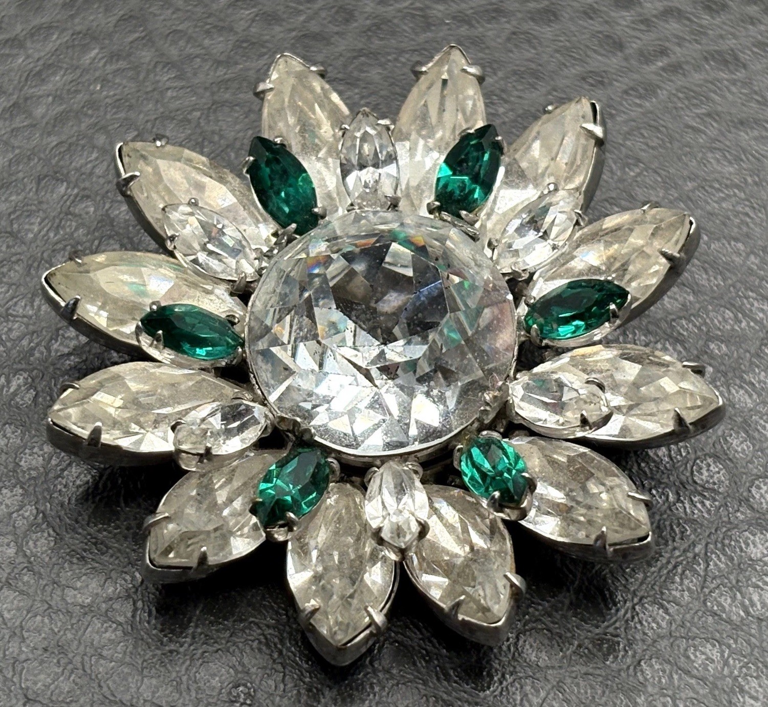 Vintage Emerald Green & Clear Crystal Rhinestone Flower Brooch Pin High End