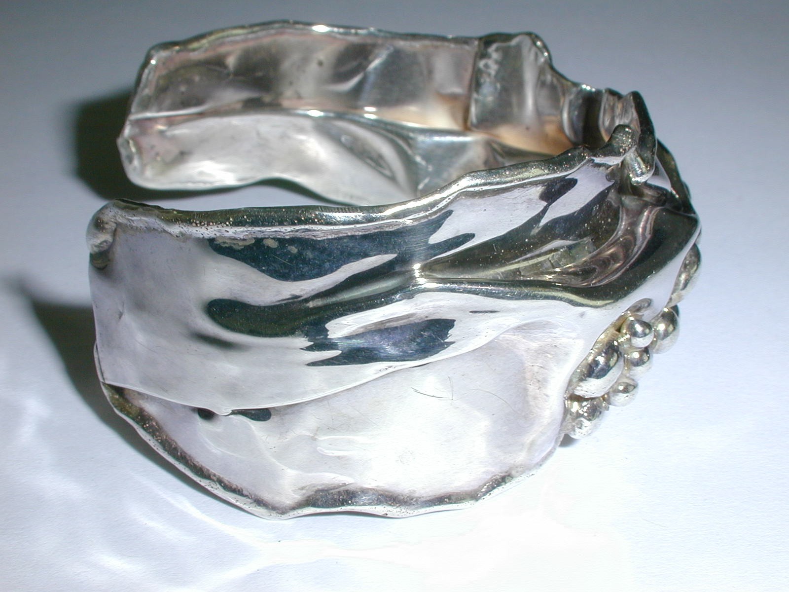 VINTAGE BRUTALIST DONALD MARKSZ STERLING NUGGET CRUMPLED STERLING CUFF BRACELET!