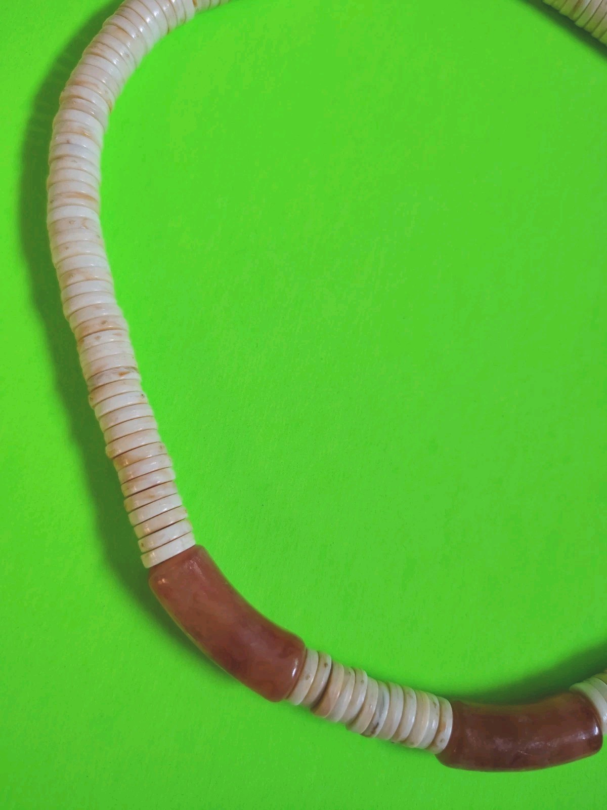 Vintage Plastic AMBER & Plastic Faux Shell HEISHI Beaded Choker Necklace
