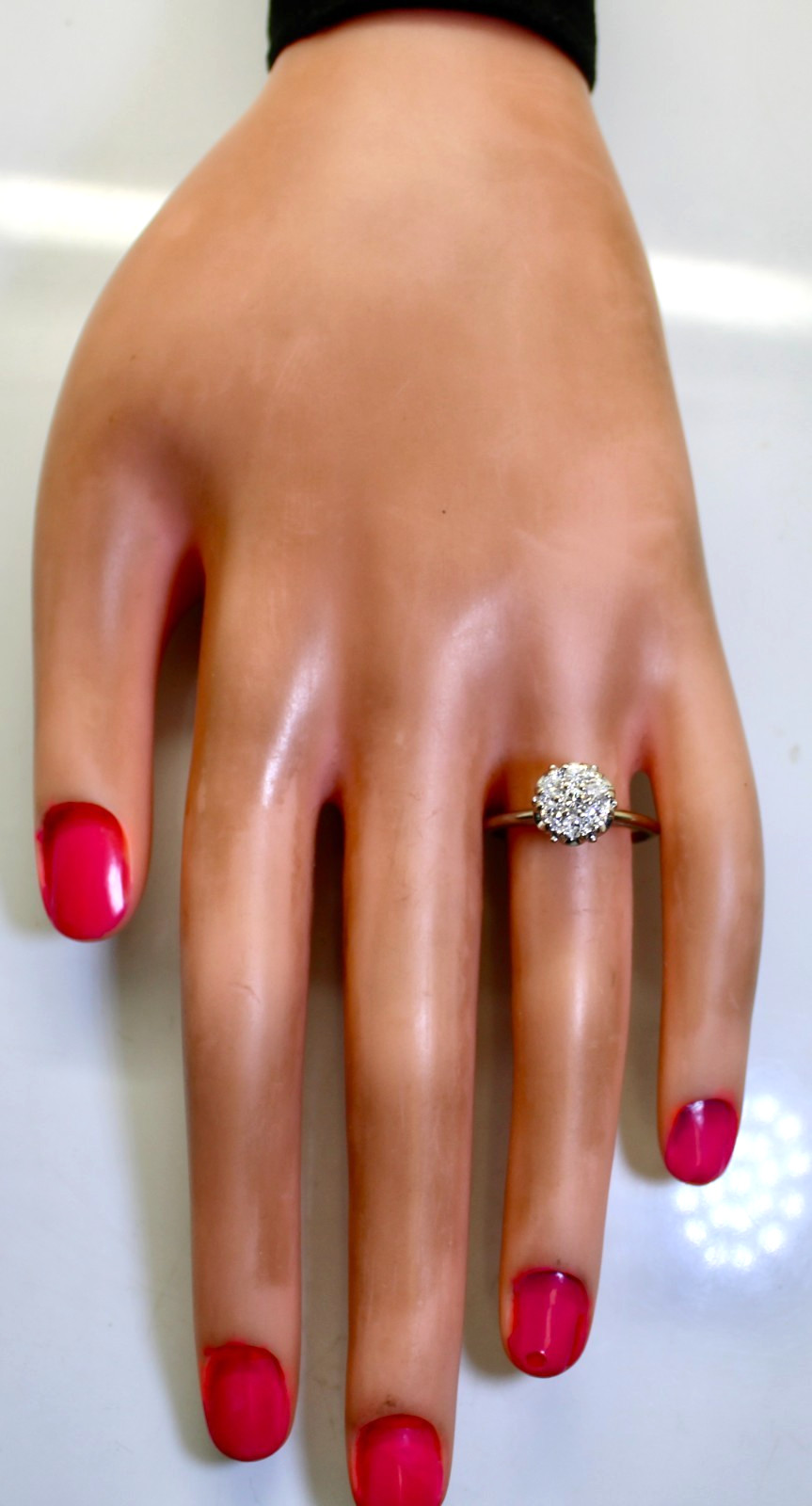 Beautiful Vintage Ladies 10K White Gold .35 Ctw Diamond Cluster Ring, 1/3+