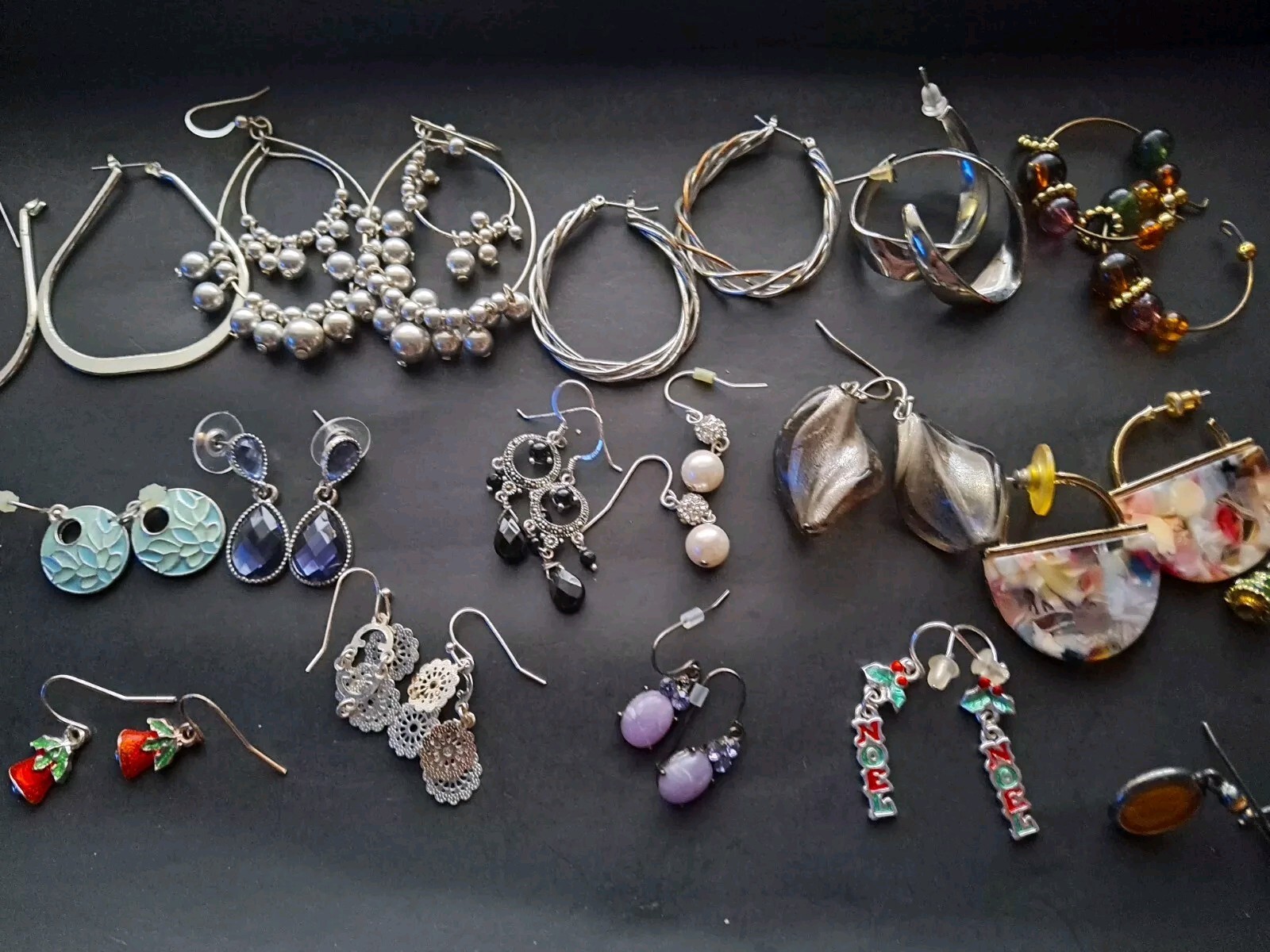 Lot Of 19 Modern/Vintage Earrings Pairs Pierced, Dangle, Hooks multicolor