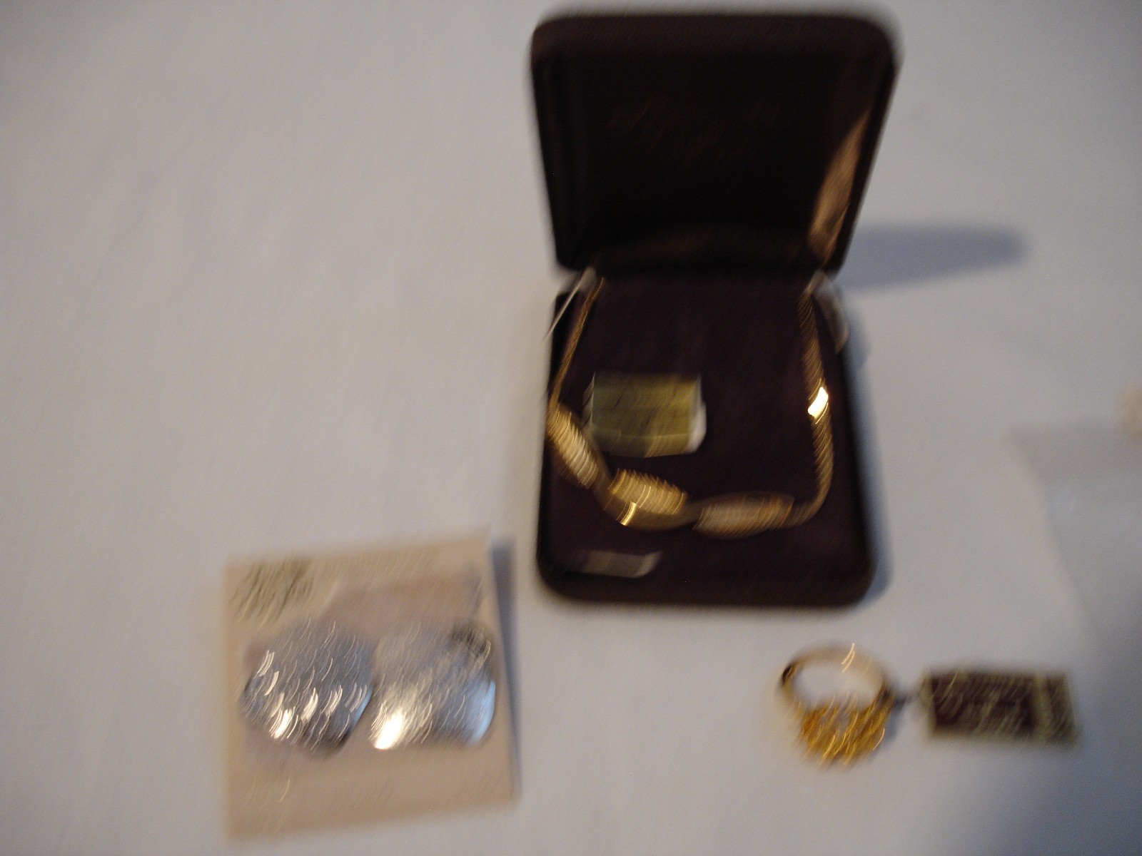 VTG.LOT ACCENTS BY HALLMARK COSTUME JEWELRY,RING,NECKLACE & EARRINGS