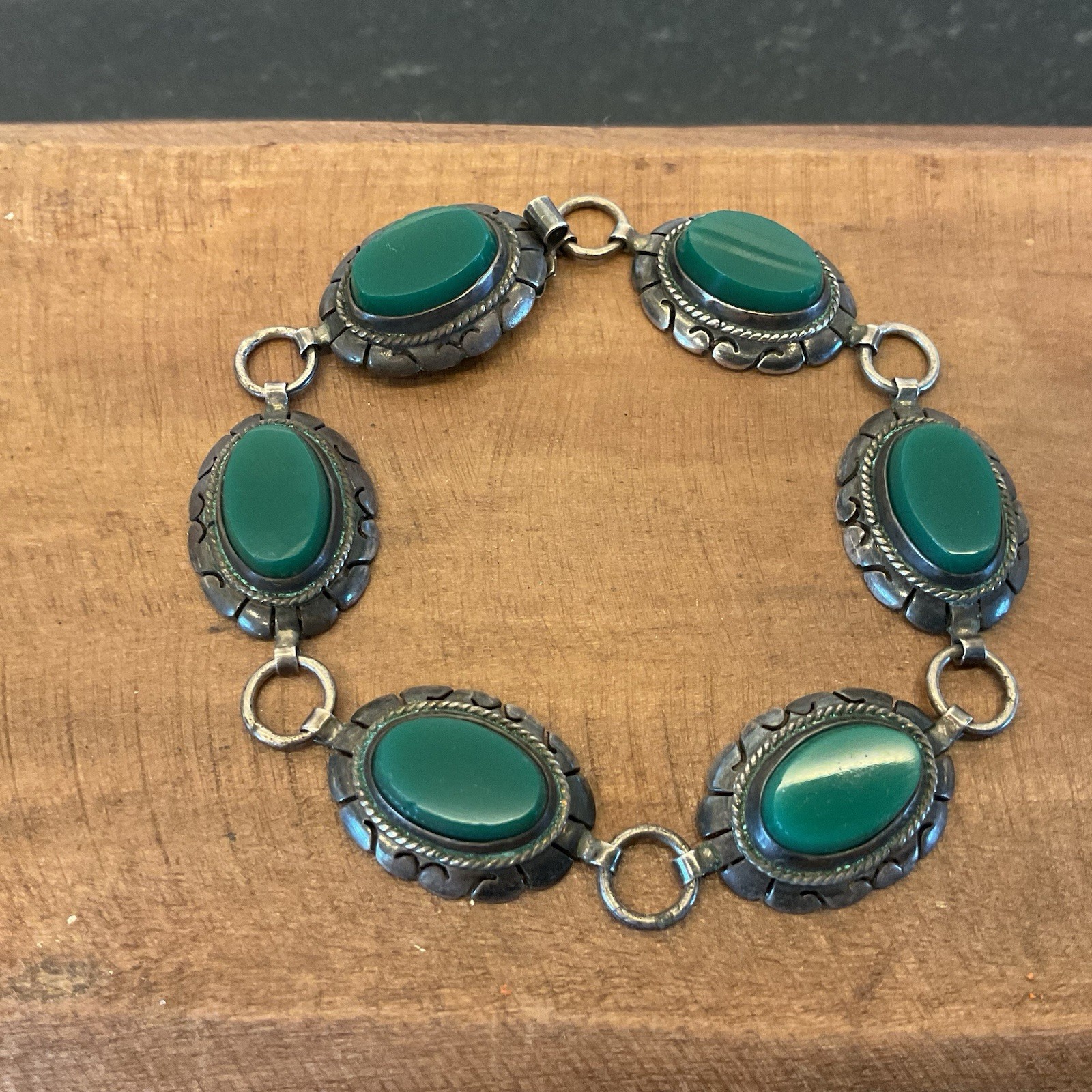 Vintage Mexican Sterling Silver With Green Onyx Stamped “Hecho En Mex”