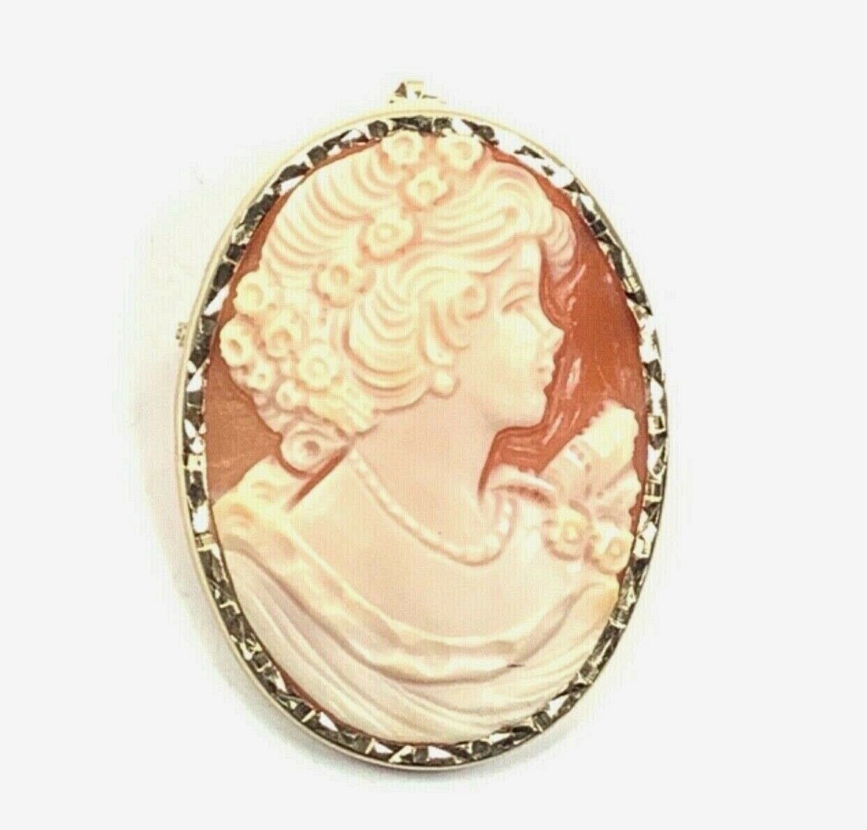 14KT Yellow Gold Hand-Carved Right Facing Shell Cameo Pendant/Brooch, Signed Gm