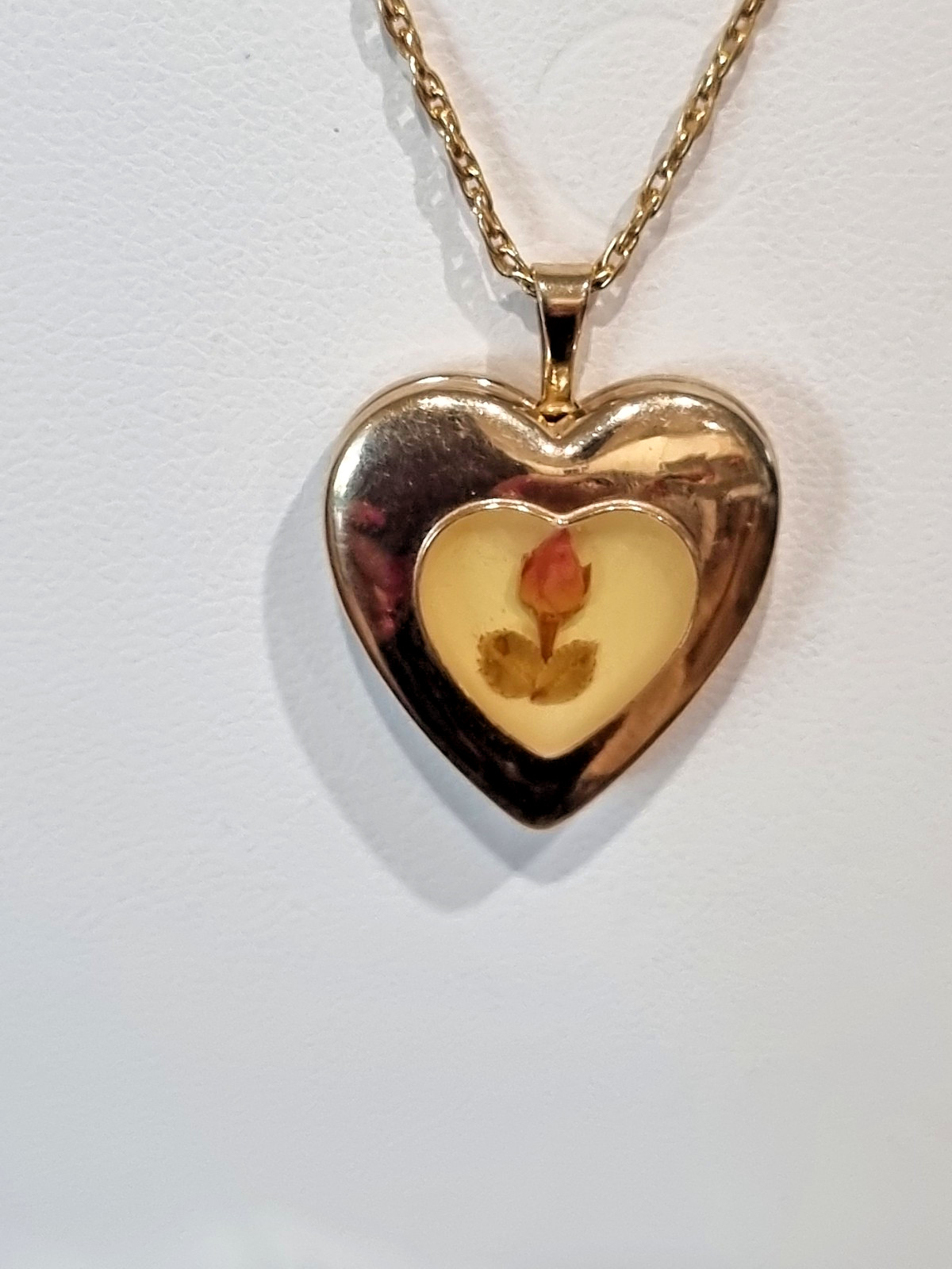 Vintage 14k Gold Filled Perpetual Real Rose bud Heart Locket Chain See Video