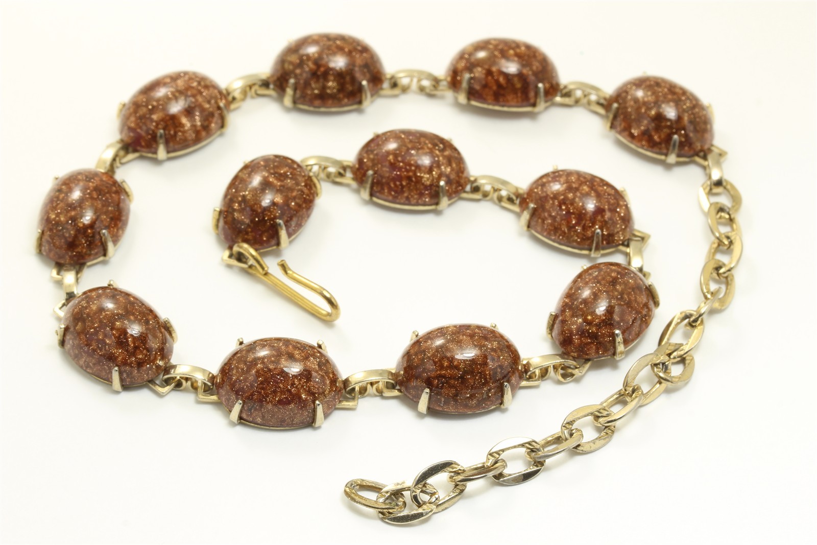 Vintage Gold Tone Foil Glass Cabochon Link Chain Necklace