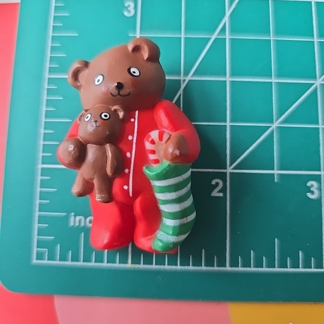 Vintage Fun World S Lehman Plastic Teddy Bears Christmas Pin