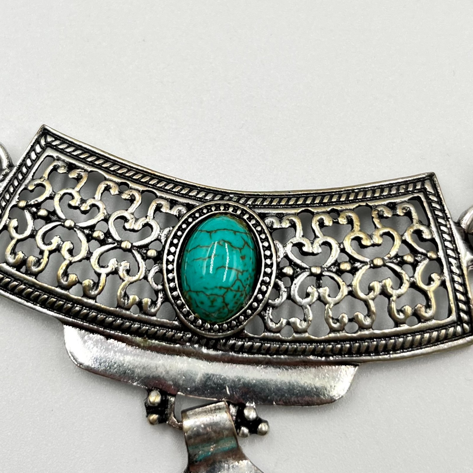 VTG Western Silver Tone Faux Turquoise Teardrop Filigree Collar Choker Necklace