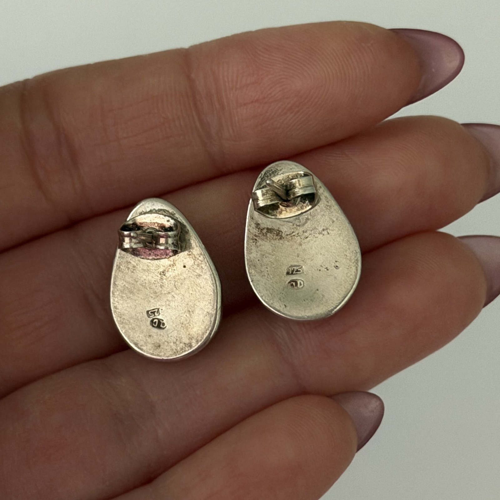 Vintage 925 Sterling Silver Natural Baltic Amber Cabochon Pear Post Earrings