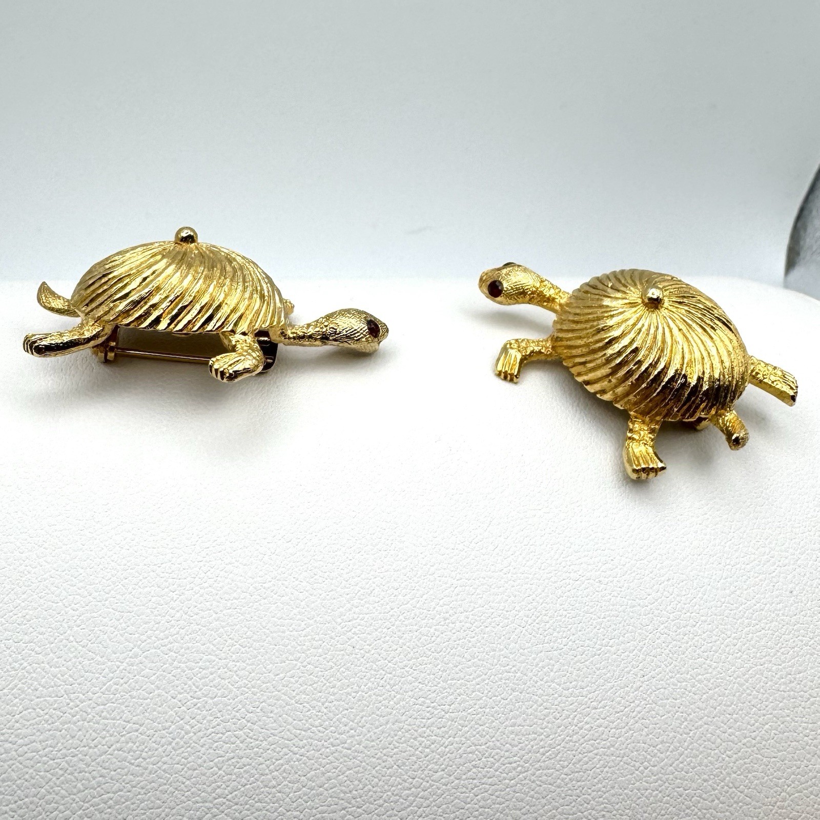 Goldtone Textured Twin Turtle Brooches Red Rhinestone Eyes