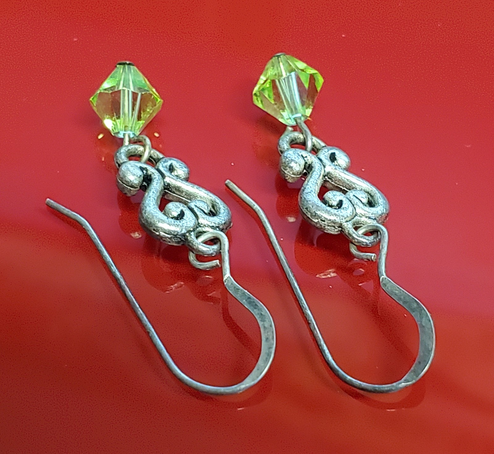 VTG 925 Green Bicone Crystal Earrings 1.25in Drop Sterling Silver Heart Scroll