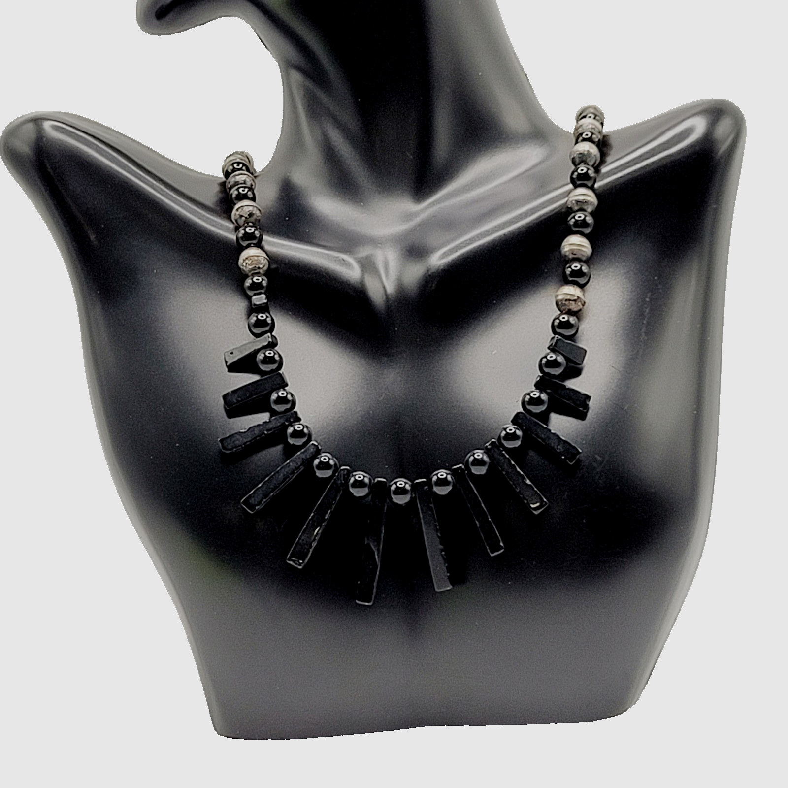 Southwestern Artisan Black Onyx Silver Tone Bead Bib Fringe Vtg Necklace 18 Inch