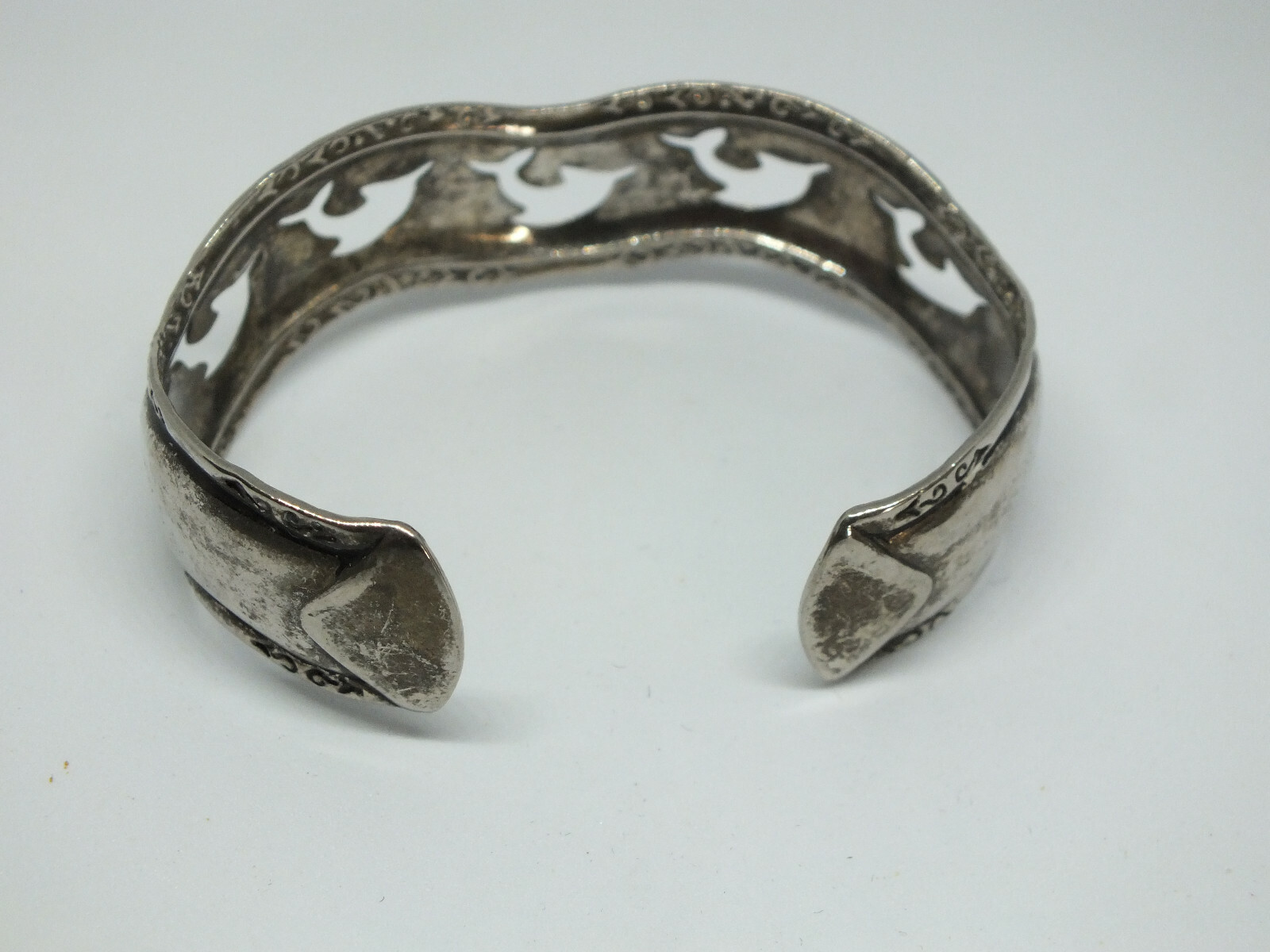 Beautiful Cuff Bracelet Silver Tone Openwork Dolphins 3/4″ Wide x 2 1/4″ Across