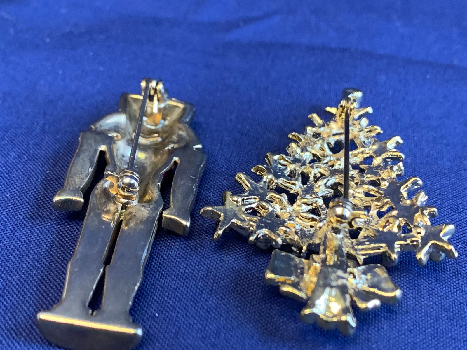 Vtg Christmas Brooch Lot Berebi Monet Gerrys Avon Jacmel Jewelry Scatter Pins