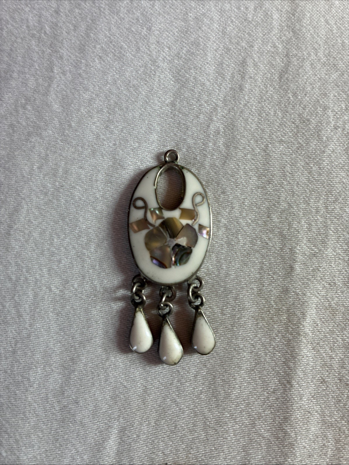 VTG Alpaca Mexico White Enamel Mother Of Pearl Abalone Inlay Pendant