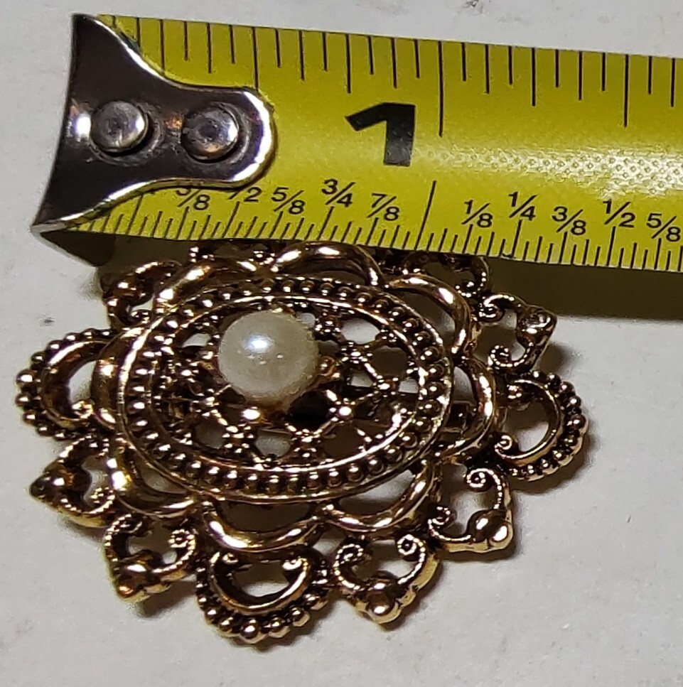 Vintage Tacoa Raised Relief Brooch Pin Faux Pearl Floral Filigree Gold Tone Oval