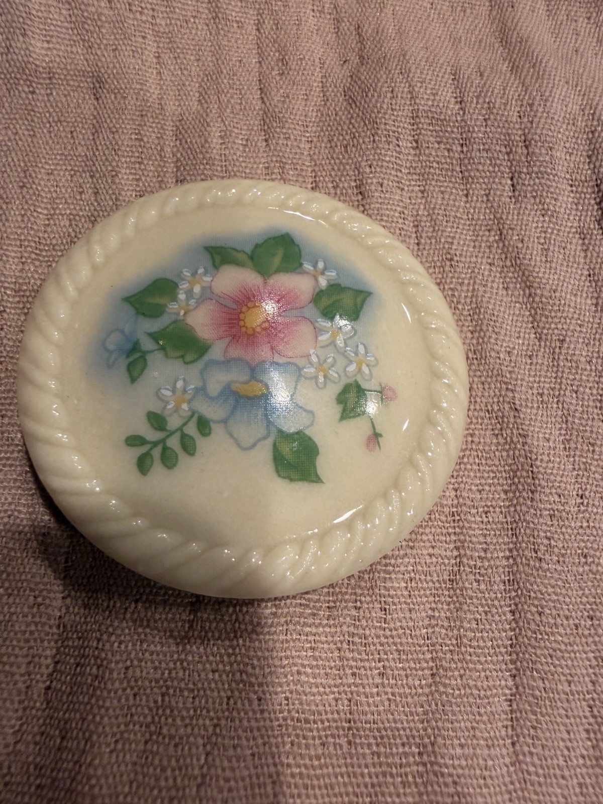 Vintage Porcelain Avon Spring Bouquet Pink & Blue Flowers Floral Brooch 1.75”