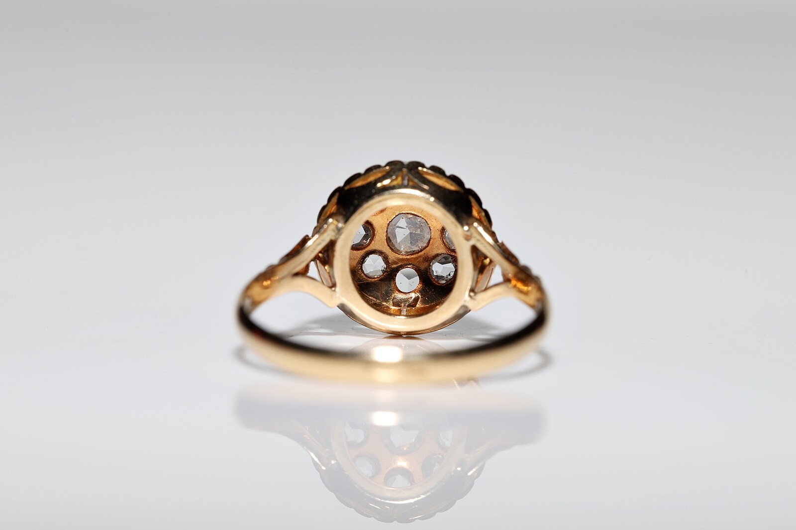 Antique Circa 1920s 18k Gold Natural Rose Cut Diamond Decorated Ring