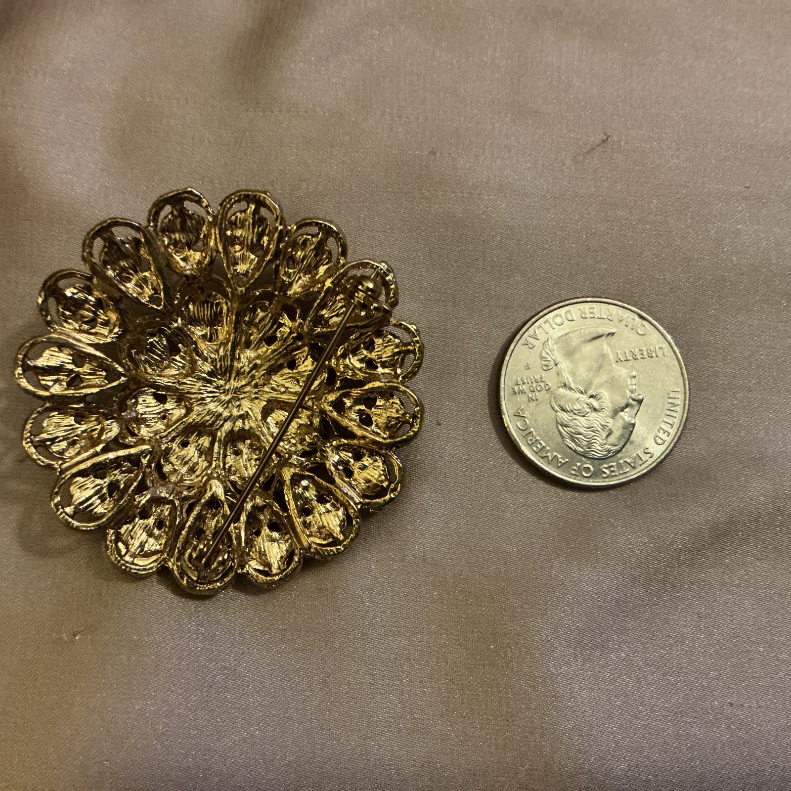 Vintage Gold Tone Ornate Brooch Unknown Metal/stones