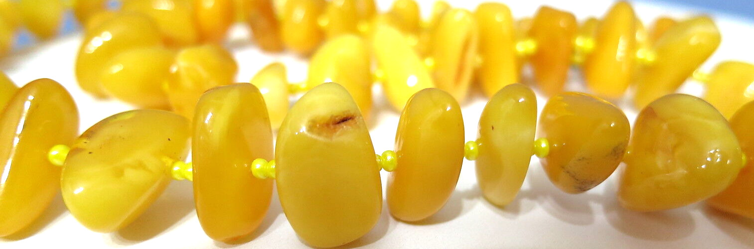 Vintage Baltic Amber Resin Beads Necklace Butterscotch Honey Amber 22″ 35 Grams
