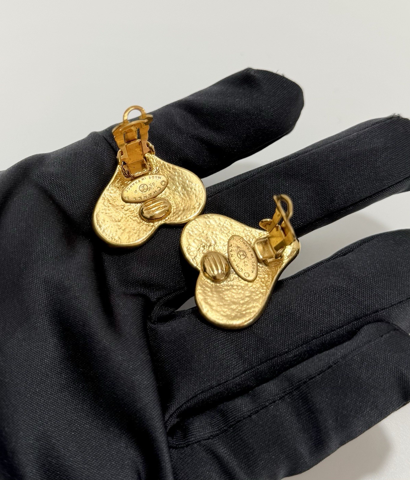 Chanel Heart 95P Gold Red CC Runway Vintage Rare Color Earrings Coco Mark 1995