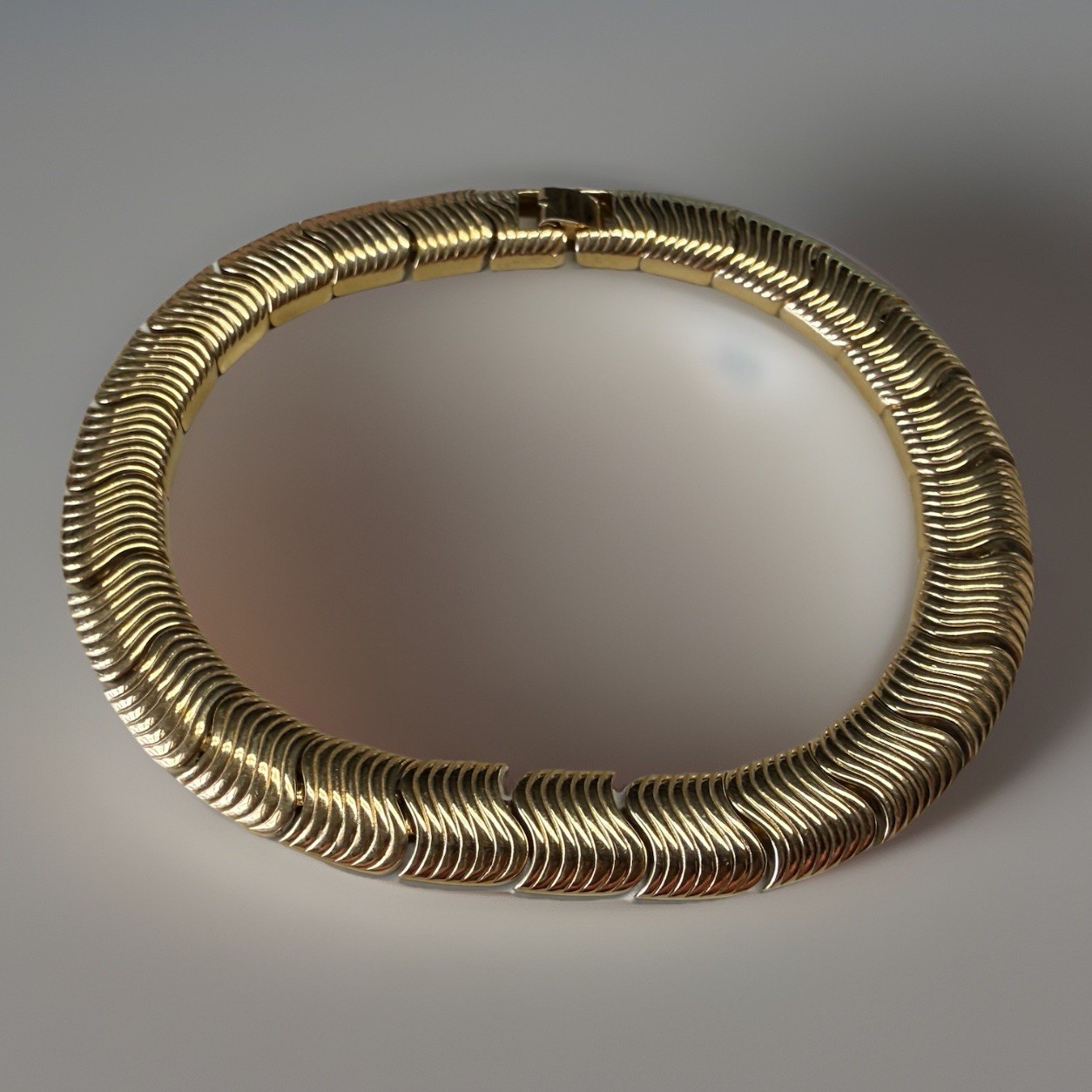 STUNNING VINTAGE ESTATE “S”WAVE LINKS GIVENCHY GOLD Collar Necklace