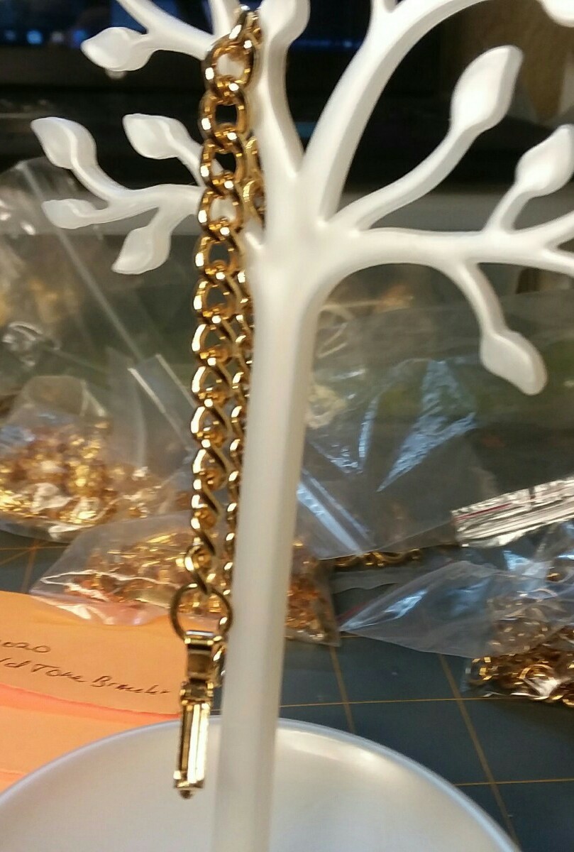 Jewelry Findings: 7 1/2″ Starter Charm Bracelet 10-01-2020