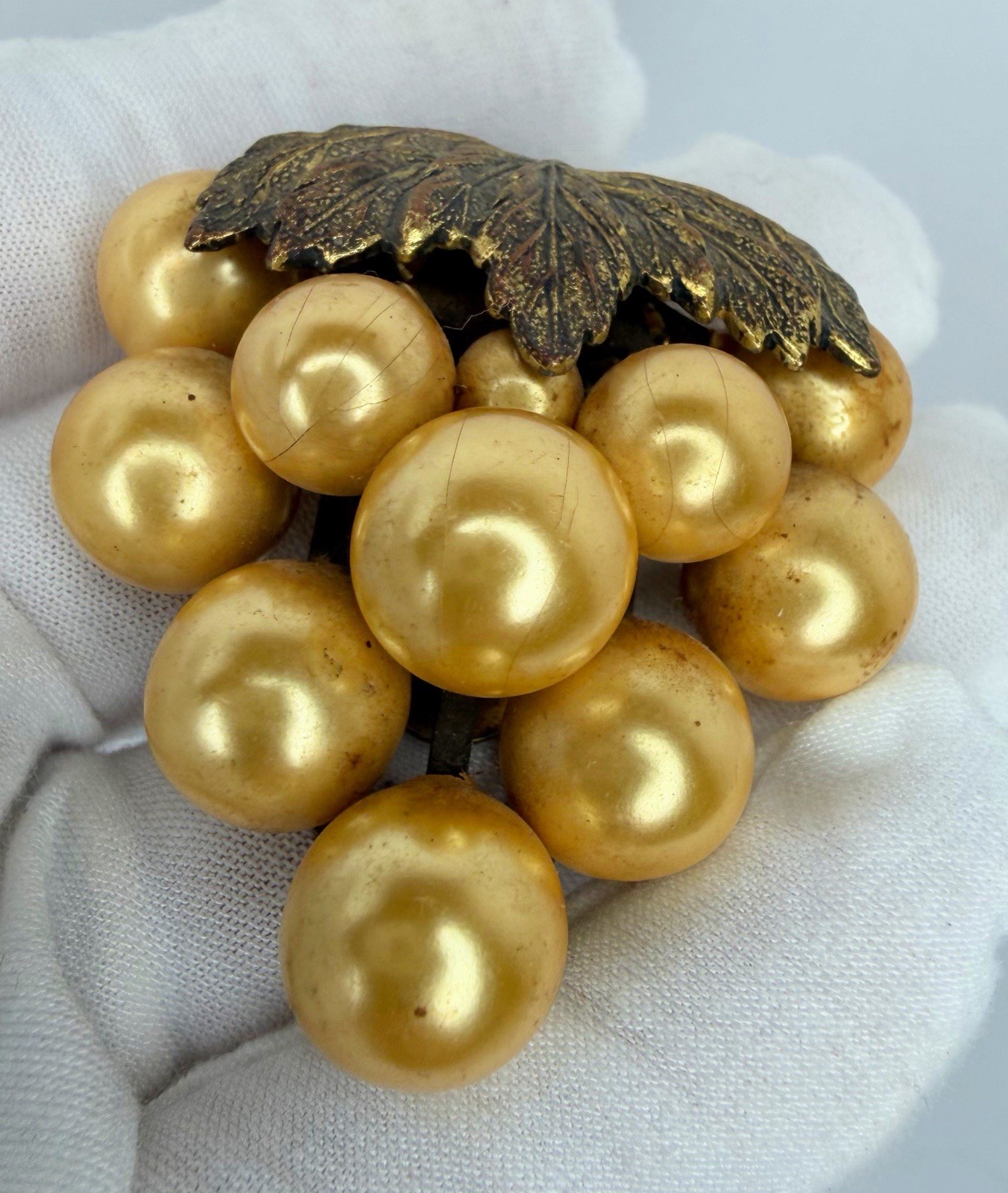 Vintage LARGE 2” Gold Tone Bunch Of Grapes Faux Pearl Antique Fur Clip 1930s