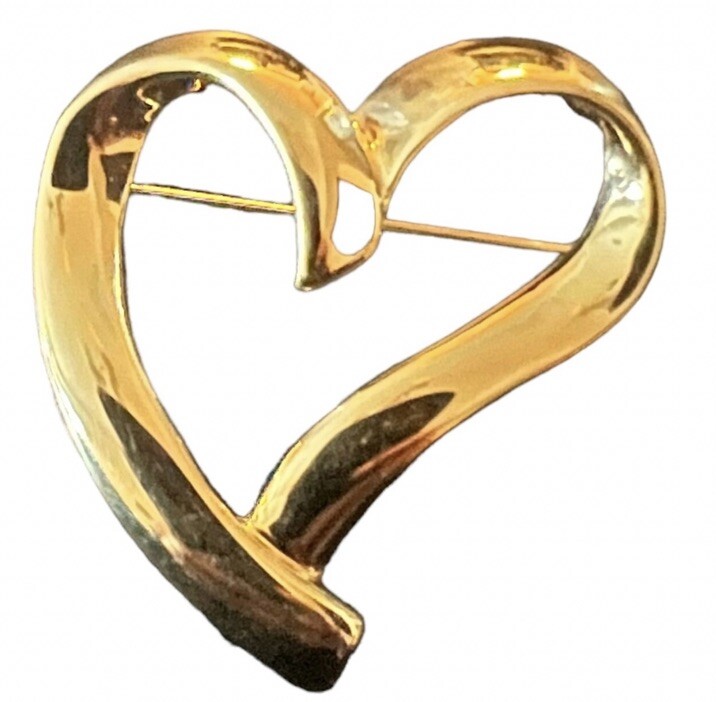 Vintage Goldtone Heart Brooch, 1980’s Large Heart Pin, 1.5 x 2”