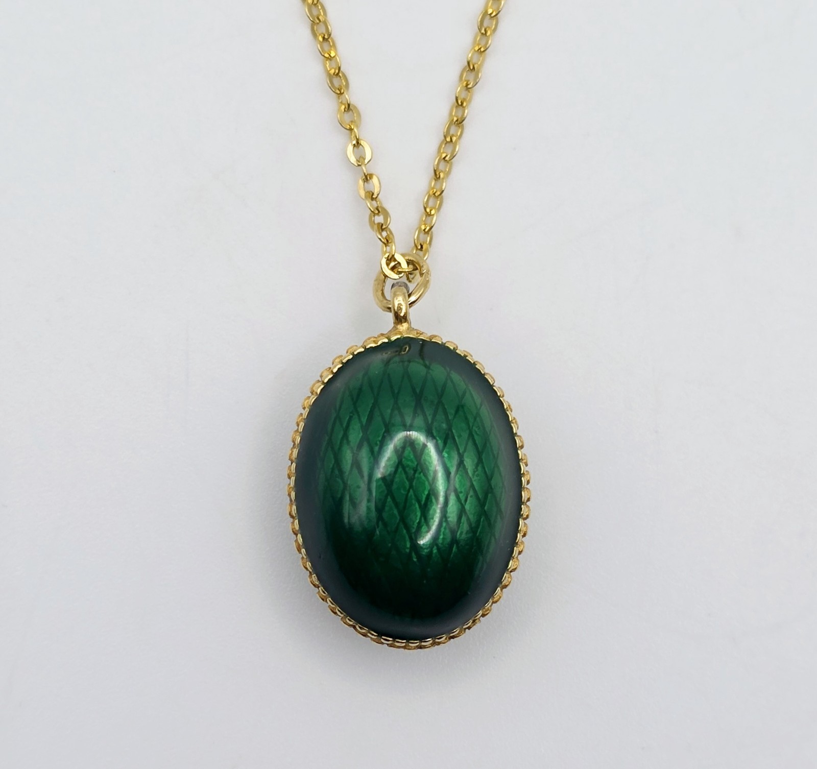 Vintage Gold Tone Green Guilloche Enamel Egg Pendant Necklace Criss Cross Charm