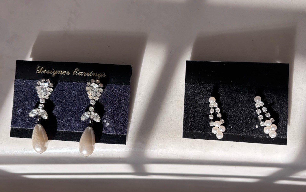 Vintage Costume Jewelry Faux Pearl And Rhinestones Drop Earrings (2 Pairs)