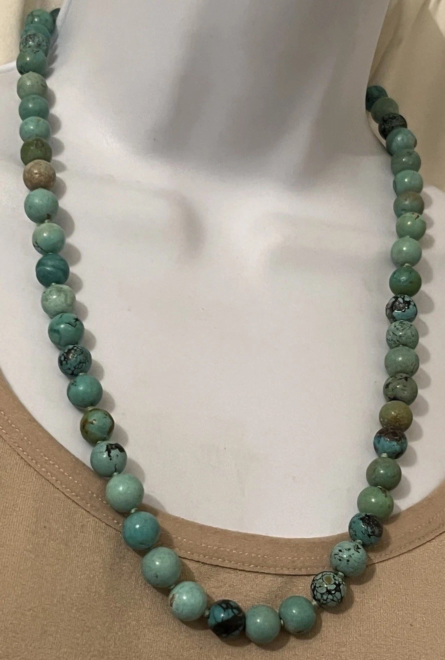 Vintage Hubei Turquoise Beaded Necklace 23.5 in 70 Gram 10.1 mm Double Knotted