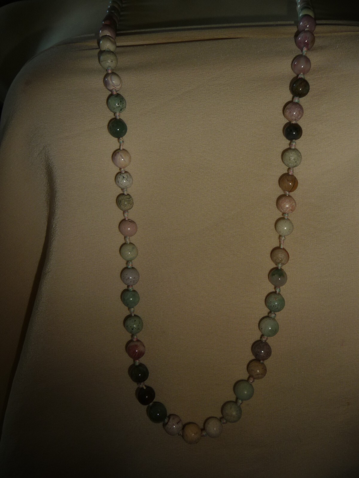 19″ Long HAND KNOTTED MULTI COLORED GRAYS + NO CLASP NECKLACE #18/24A