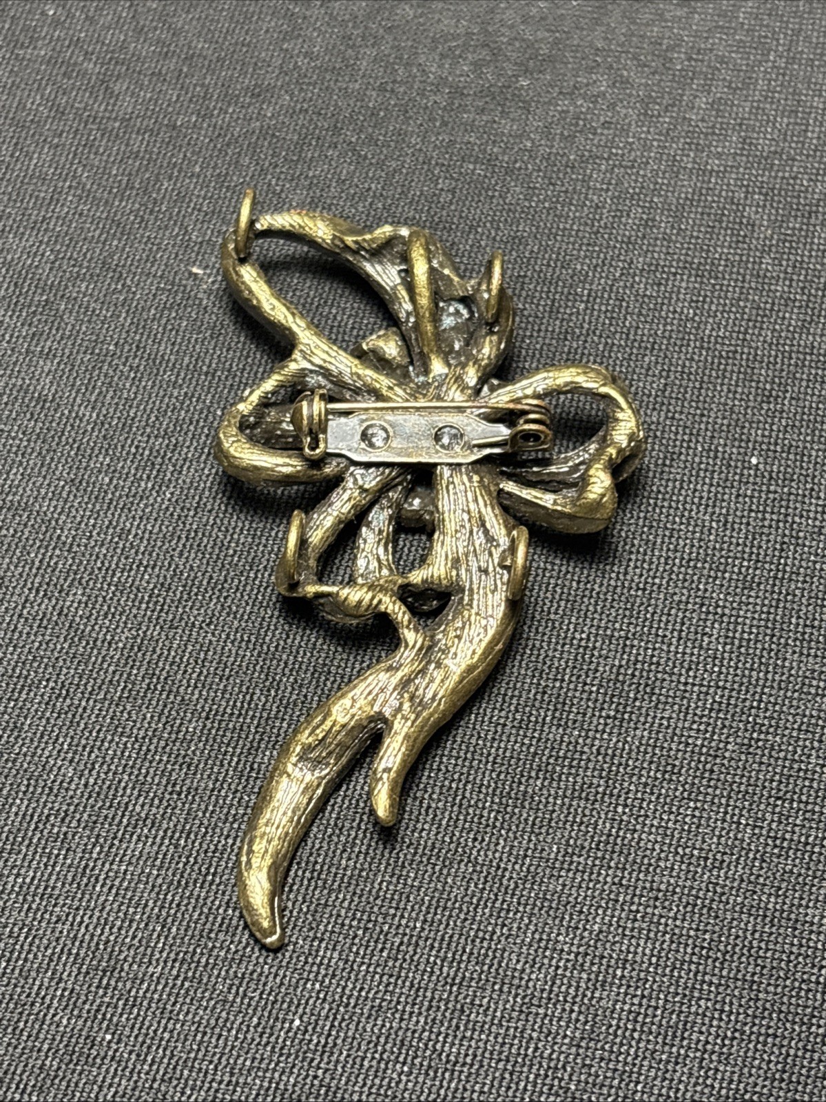 Vintage Gold Tone Orange Rhinestone Flower Ribbon Brooch 104